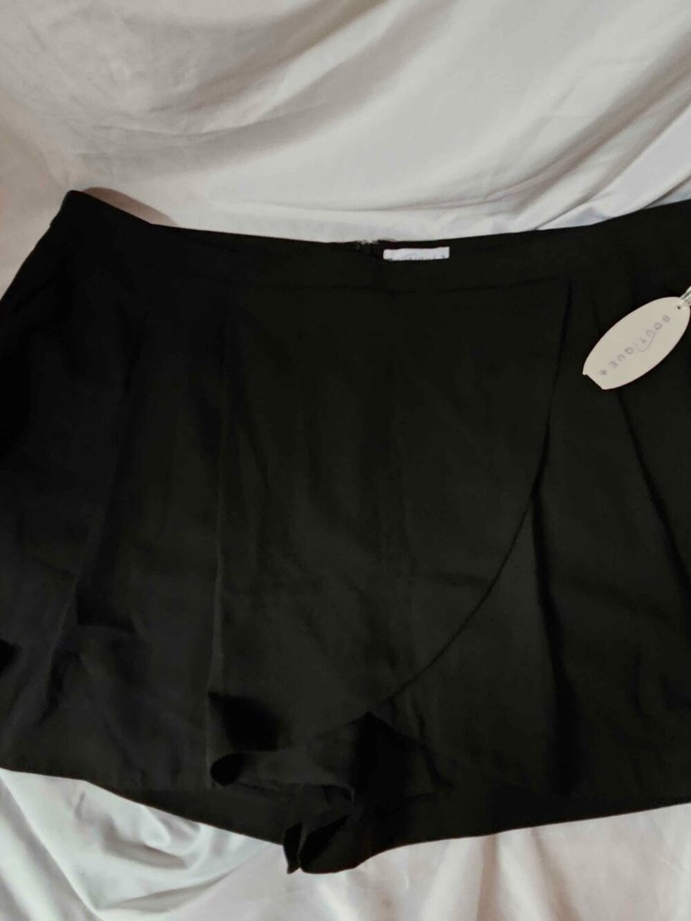 BOUTIQUE, WOMEN'S 22W, NEW WITH TAGS SKORTS